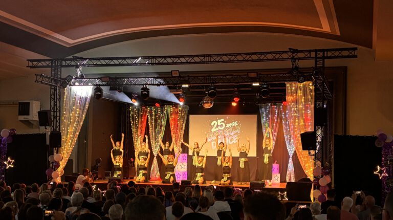 25 Jahre Beverly Dance – eine Jubiläumsshow voller Tanz, Emotionen und Gemeinschaft